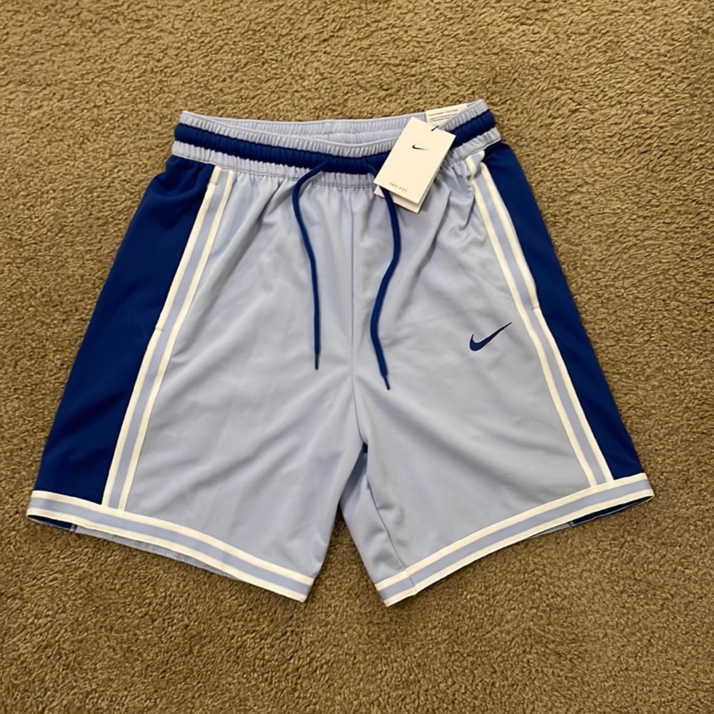 NIKE BASKETBALL SHORTS — BRAND NEW